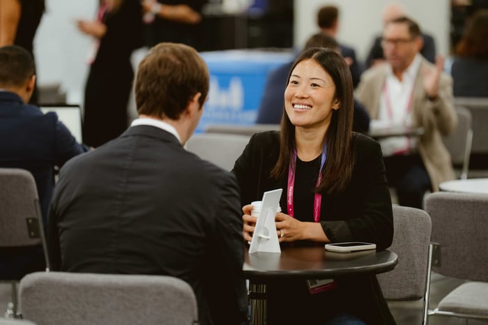A one-to-one meeting at CREtech Meetup